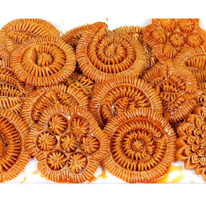 Nokshi Pitha Large Size