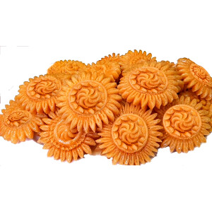 Nokshi Pitha Medium Size